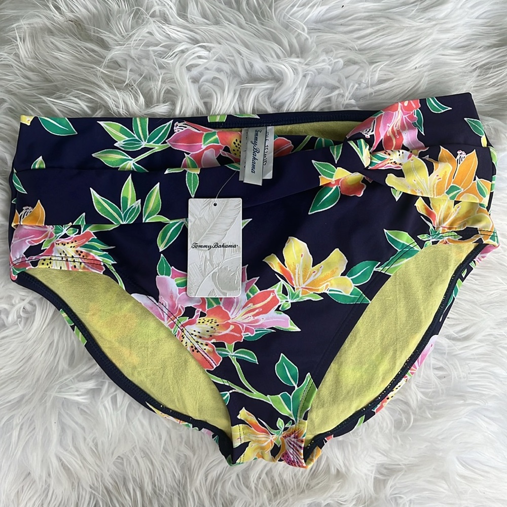 Tommy Bahama Swimwear Hipster Bikini Bottom, Blue Floral, Waist Size Small